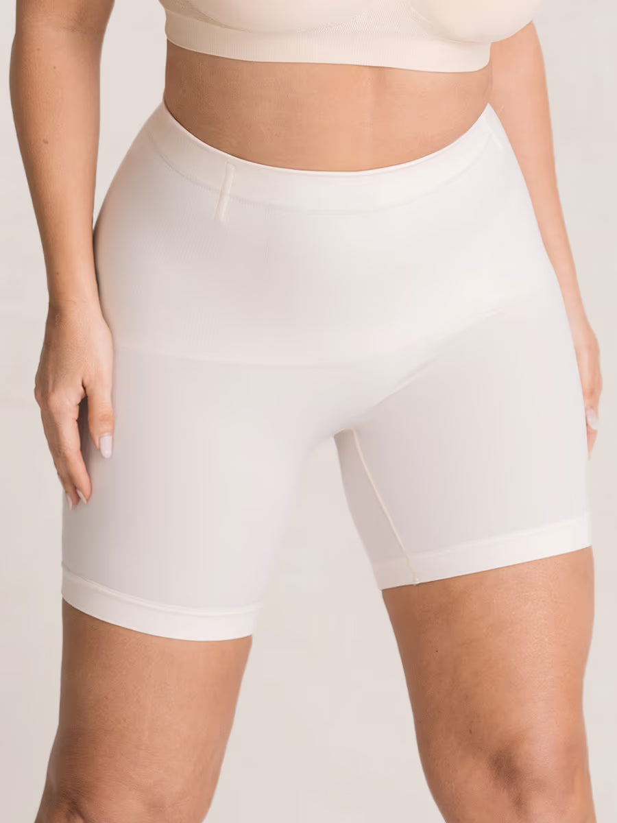 TRUESHAPE Mid-Waisted Shaper Short