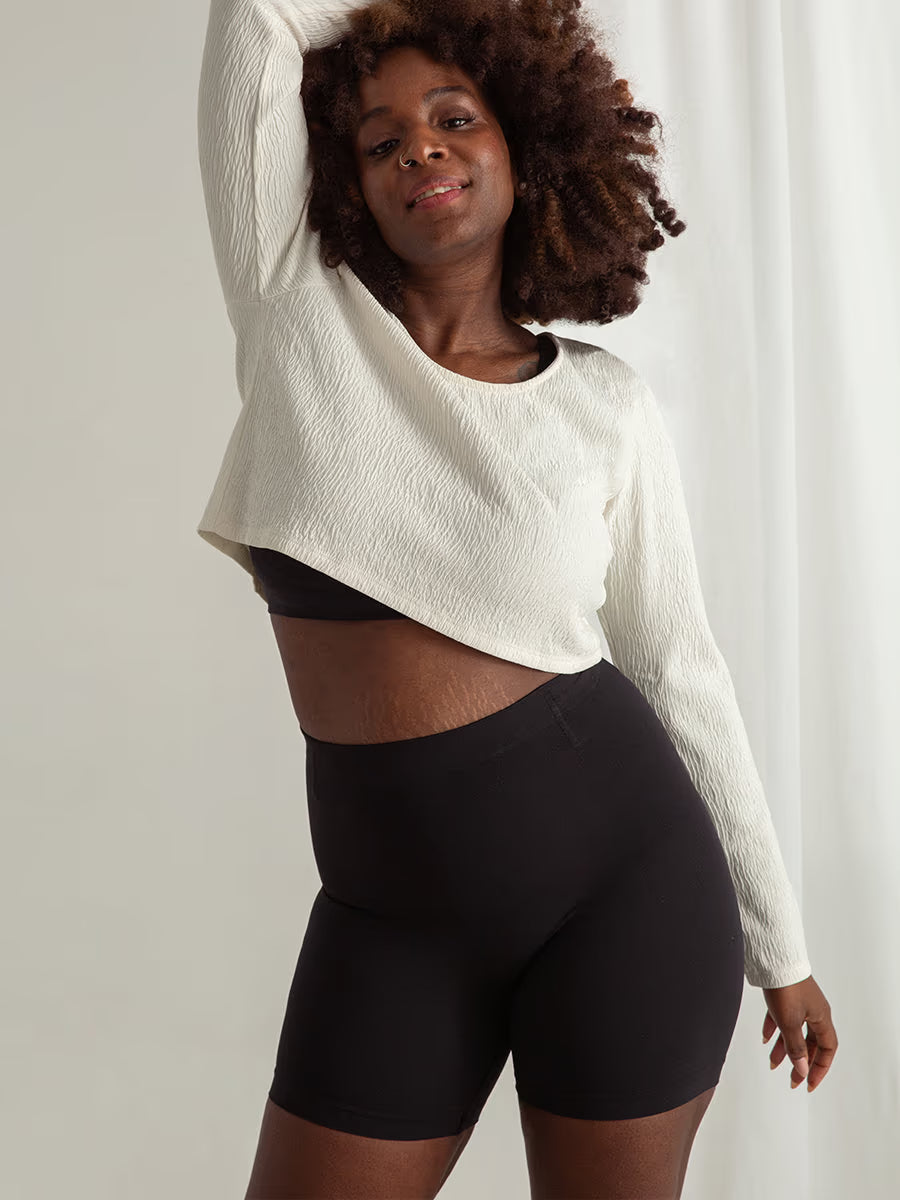 TRUESHAPE Mid-Waisted Shaper Short